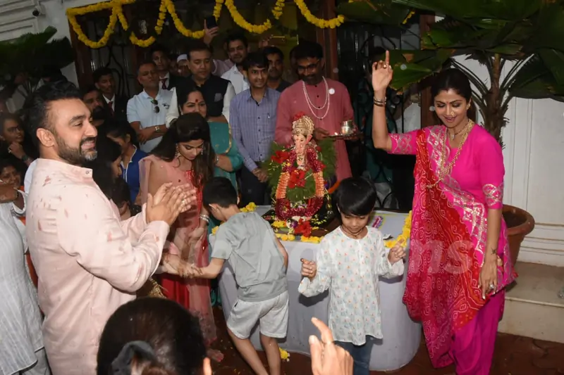 Shilpa Shetty snapped at Ganesh Visarjan!