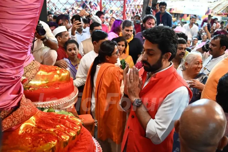 bollywood celebs snapped around the town