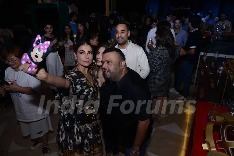 Bollywood celebrities at Kunal Rawal store launch!