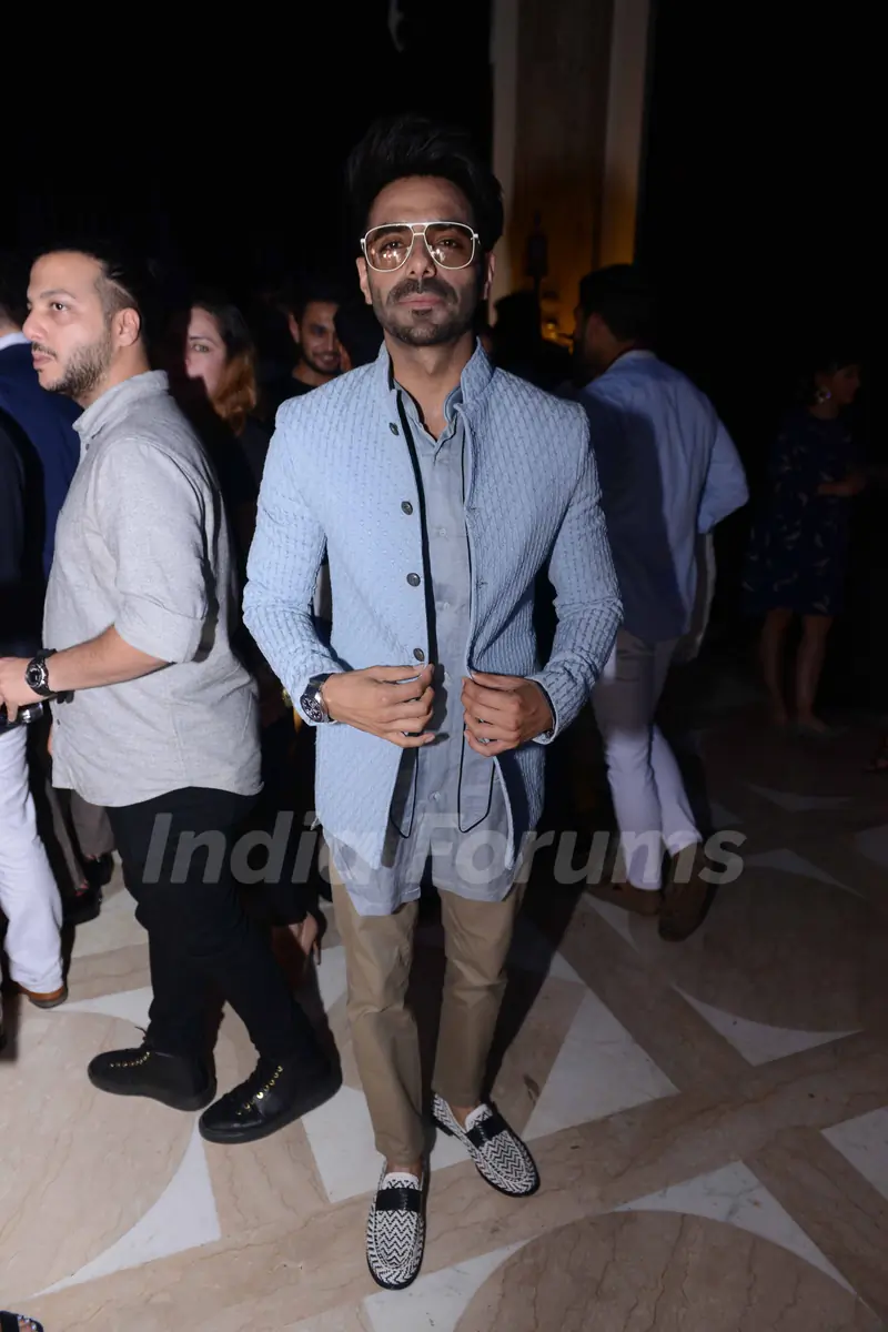 Bollywood celebrities at Kunal Rawal store launch!