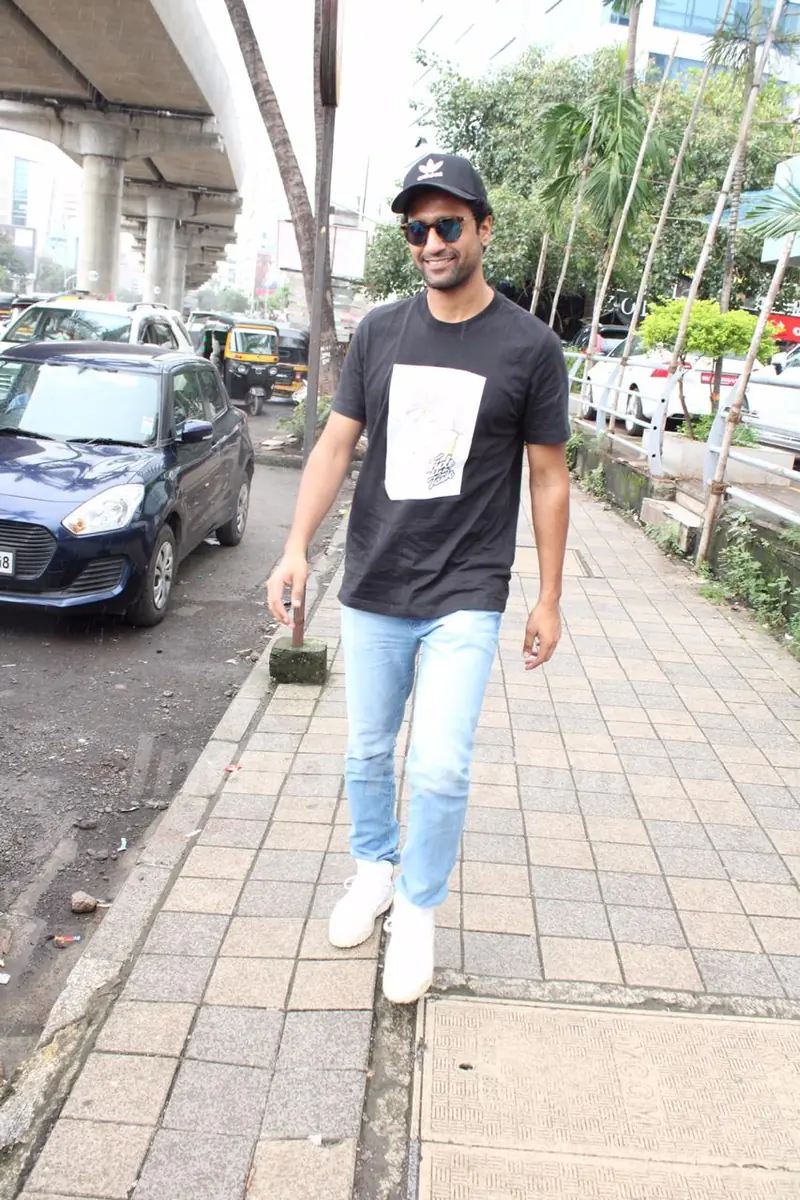 Vicky Kaushal snapped around the town!