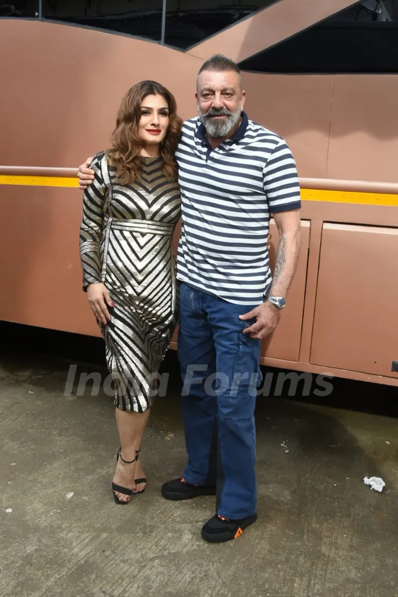 Raveena Tandon and Sanjay Dutt snapped at sets!