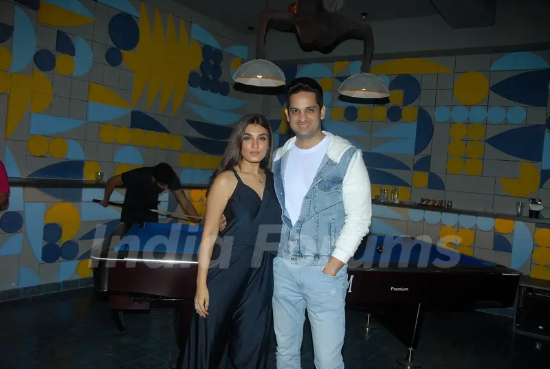 Shiny Doshi and Vikas Kalantri