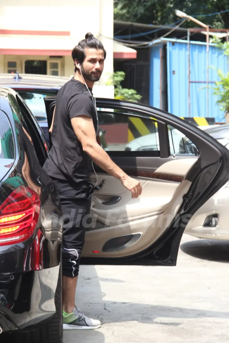 Shahid Kapoor snapped around the town!