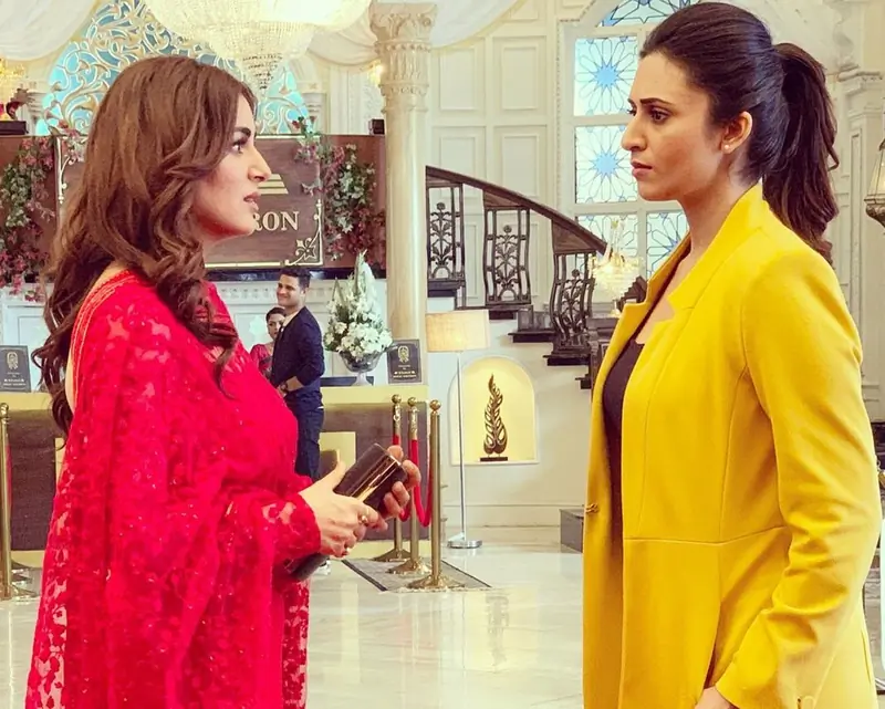 Divyanka Tripathi Shraddha Arya 