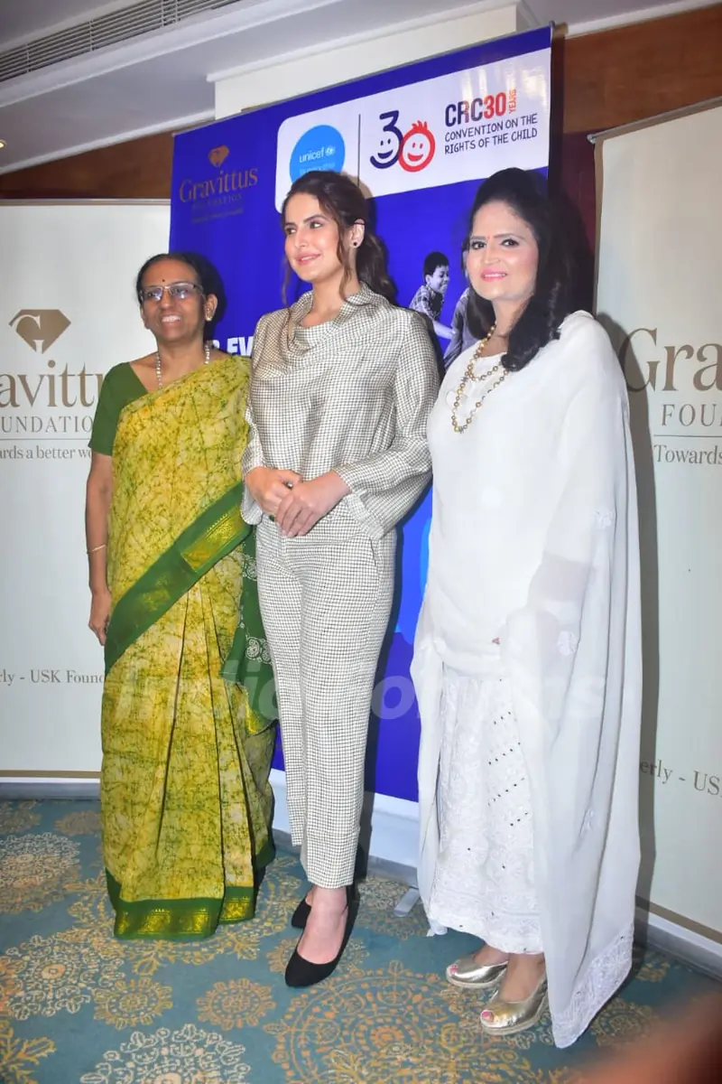 Bollywood celebrities snapped around the town!