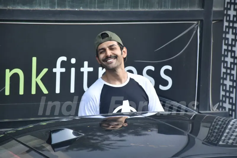 Kartik Aaryan snapped around the town!