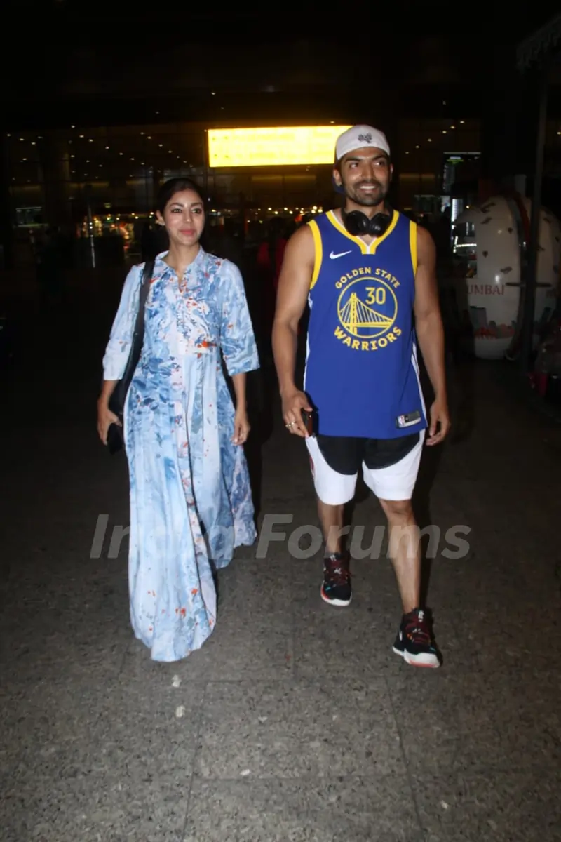 Bollywood Celebrities snapped around the town!