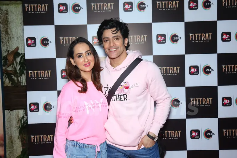 Gunjan Walia, Vikas Manaktala