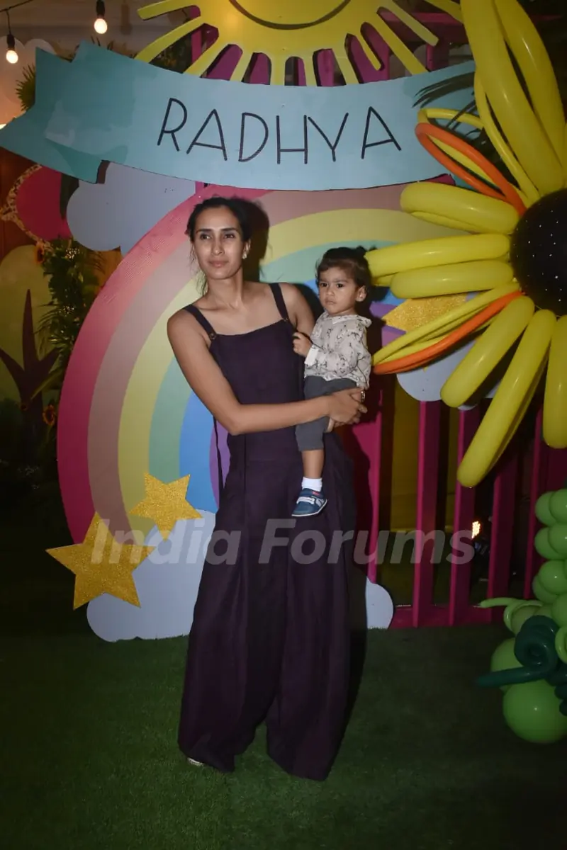 Esha Deol and Bharat Takhtani host Birthday bash for daughter Radhya Takhtani!