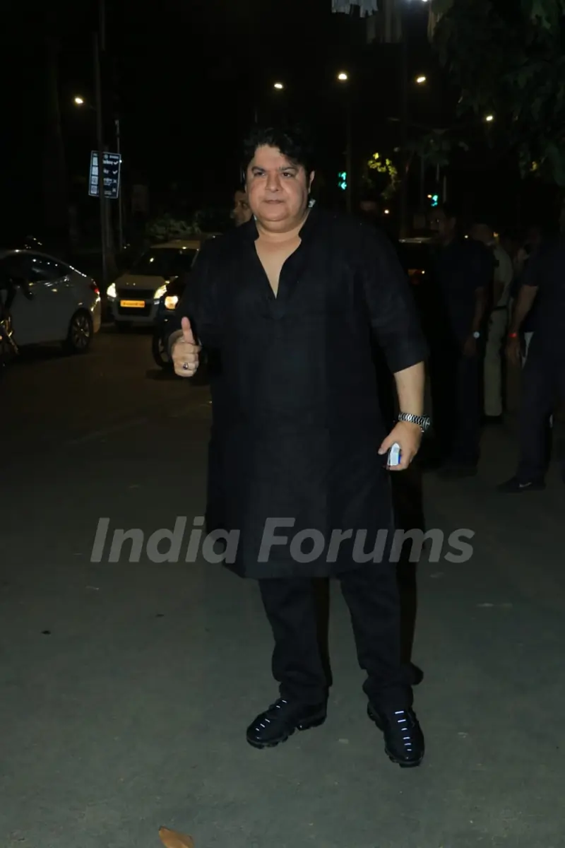Stars at Amitabh Bachchan Diwali Bash!