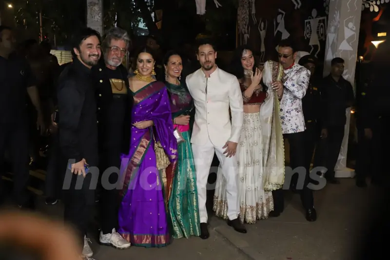 Stars at Amitabh Bachchan Diwali Bash!
