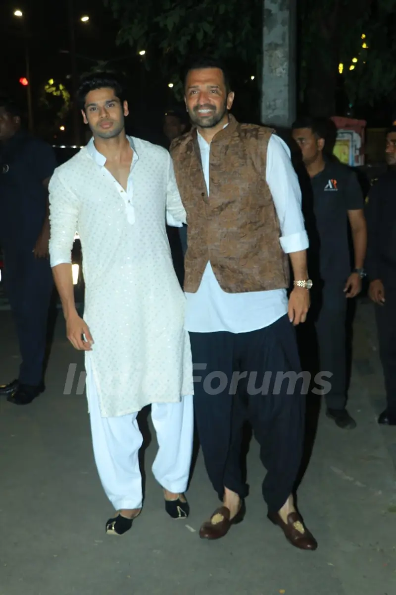 Stars at Amitabh Bachchan Diwali Bash!