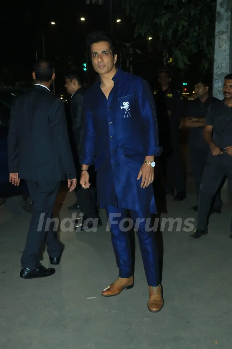 Stars at Amitabh Bachchan Diwali Bash!