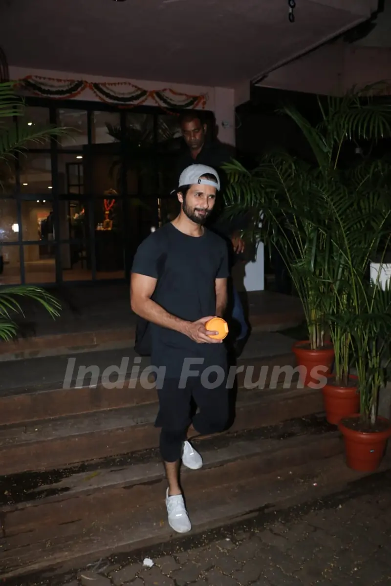 Bollywood celebrities snapped around the town!