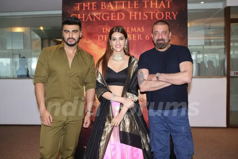 Arjun Kapoor, Sanjay Dutt and Kriti Sanon attend Panipat's trailer launch!