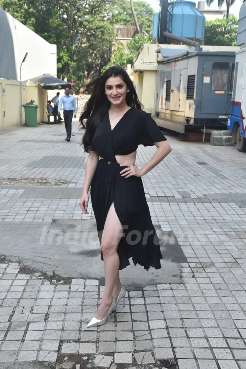 Shivaleeka Oberoi at the trailer launch of Yeh Saali Aashiqui!