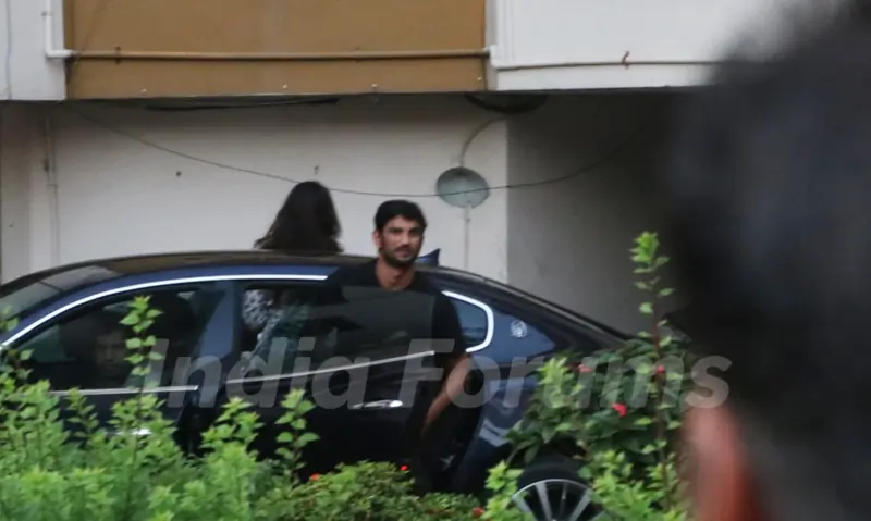 Sushant Singh Rajput and Rhea Chakraborty