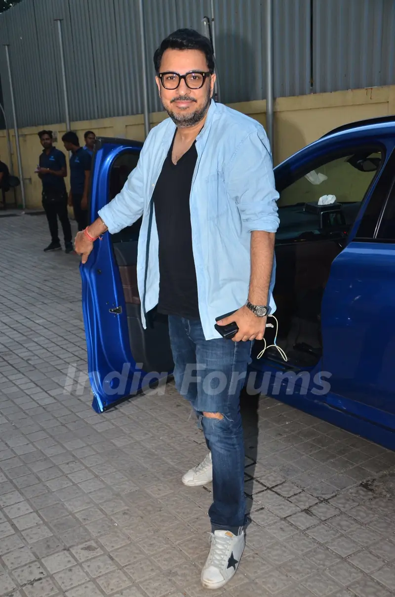 Celebs attend Satellite Shankar's screening