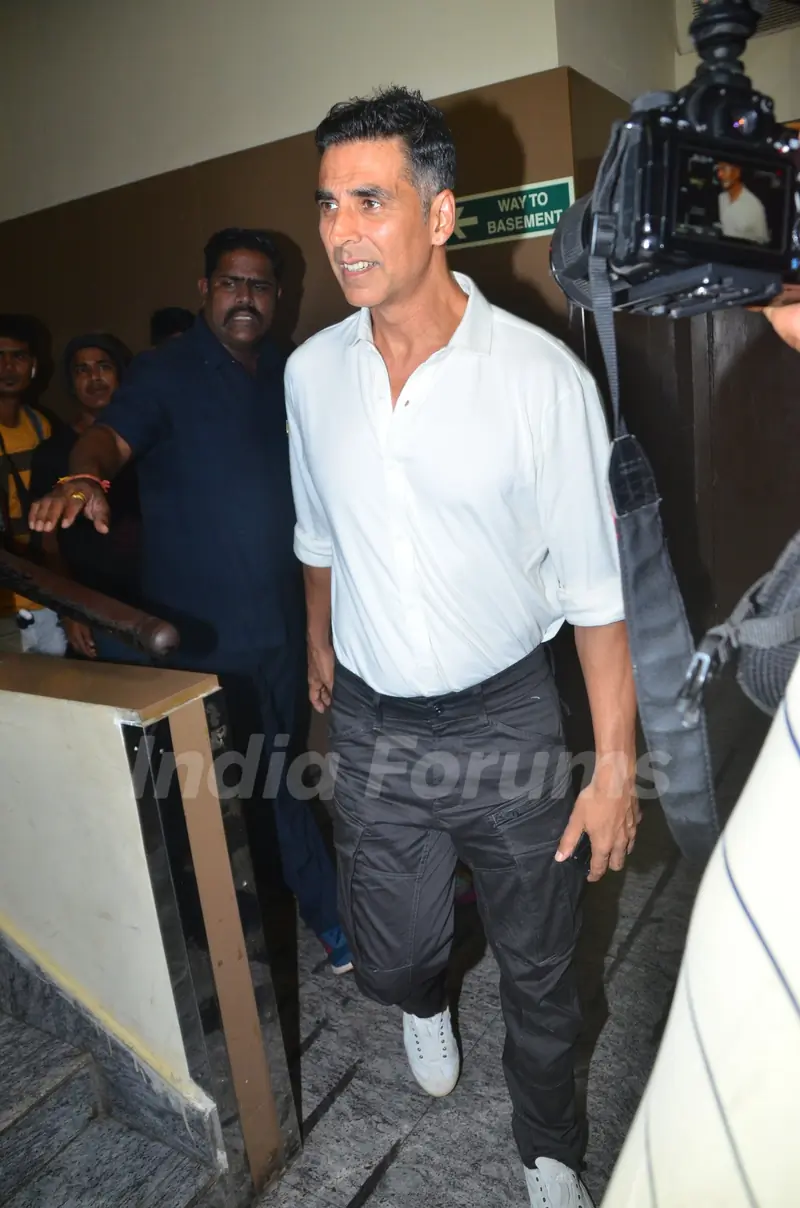 Celebs attend Satellite Shankar's screening