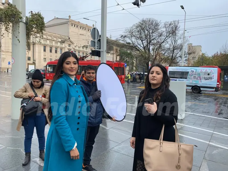 Mehar (Played by Nimrit Kaur)