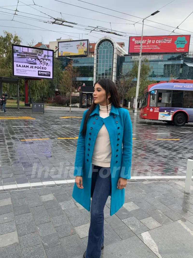 Mehar (Played by Nimrit Kaur)