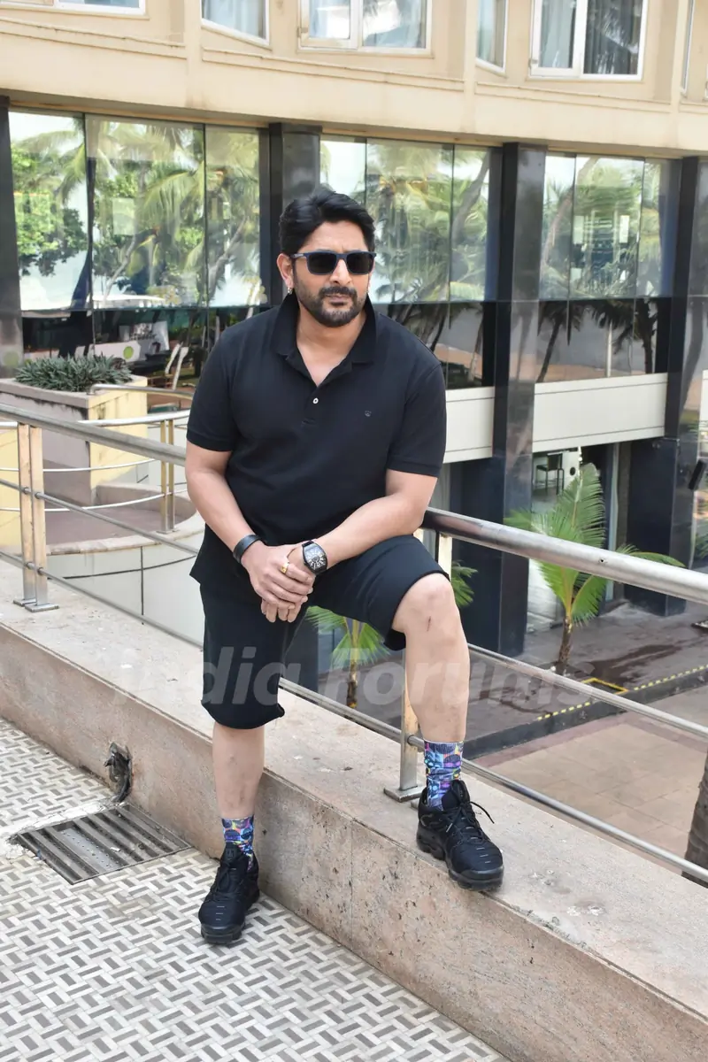 Celebs papped promoting Pagalpanti