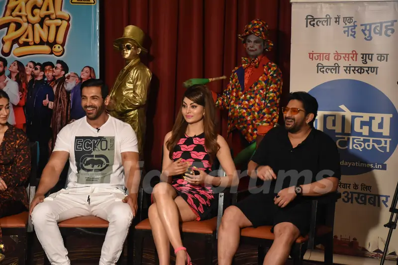 Celebs papped promoting Pagalpanti
