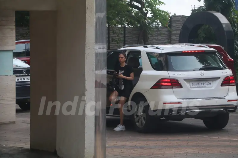 Celebs papped around the town!