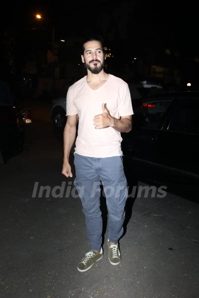 Celebs papped around the town!