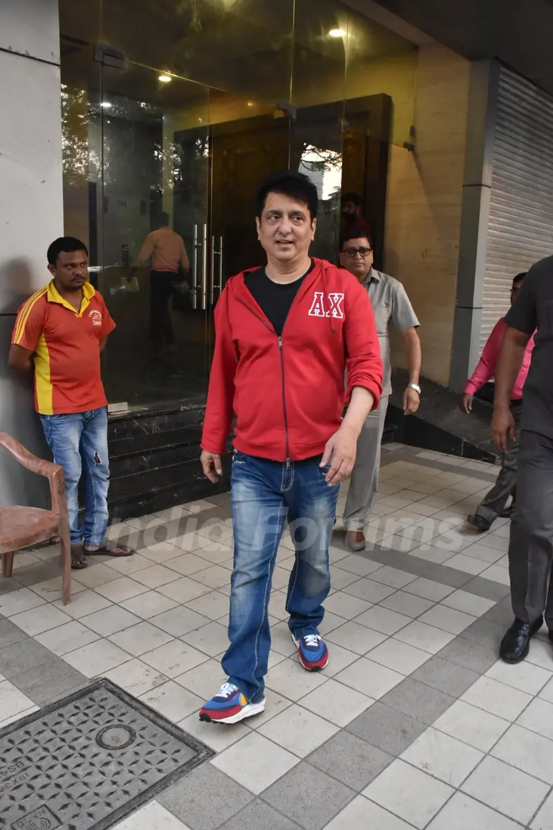 Sajid Nadiadwala papped outside Varun Dhawan's office