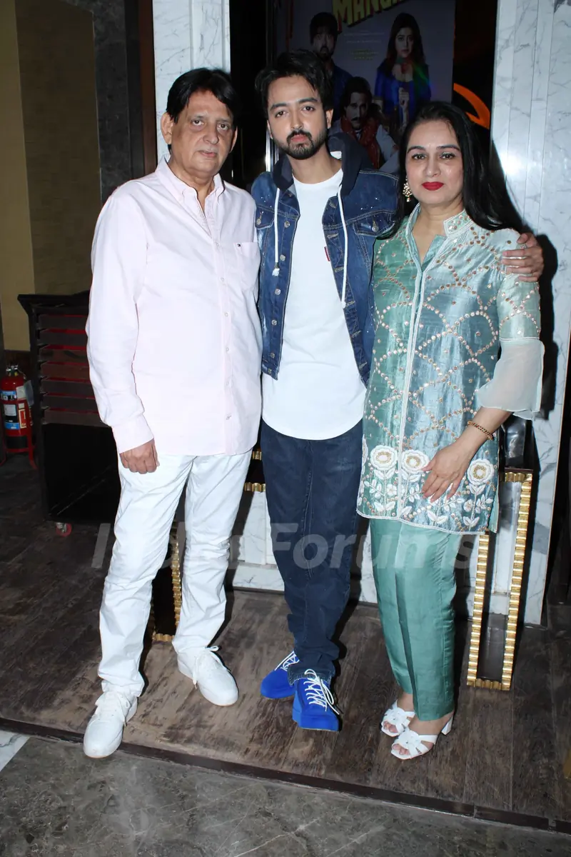 Priyaank Sharma papped with is parents Padmini Kolhapure and Pradeep Sharma at the trailer launch of Sab Kushal Mangal