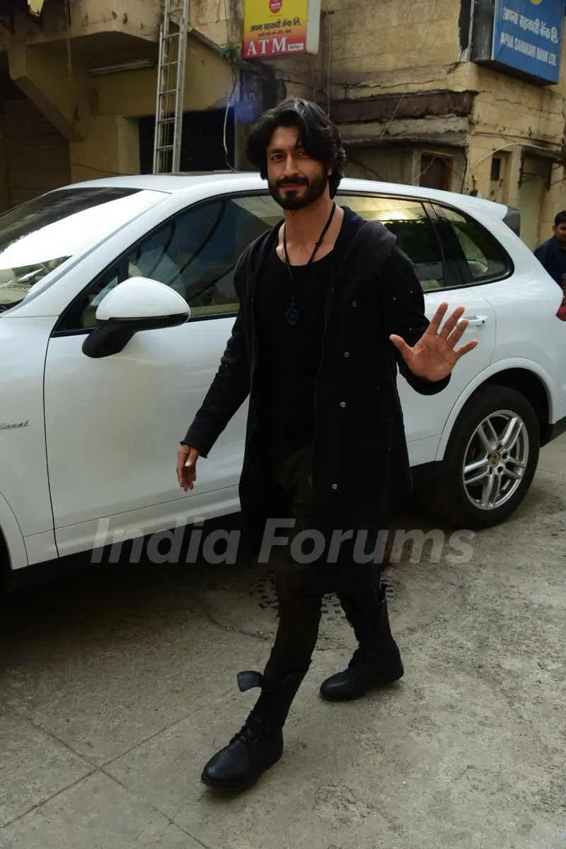 Vidyut Jammwal promotes Commando 3