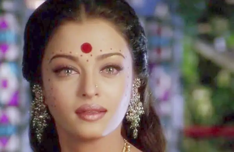 Aishwarya Rai Bachchan Crying