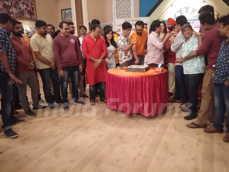 Cake Cutting with the cast of Taarak Mehta Ka Ooltah Chashmah