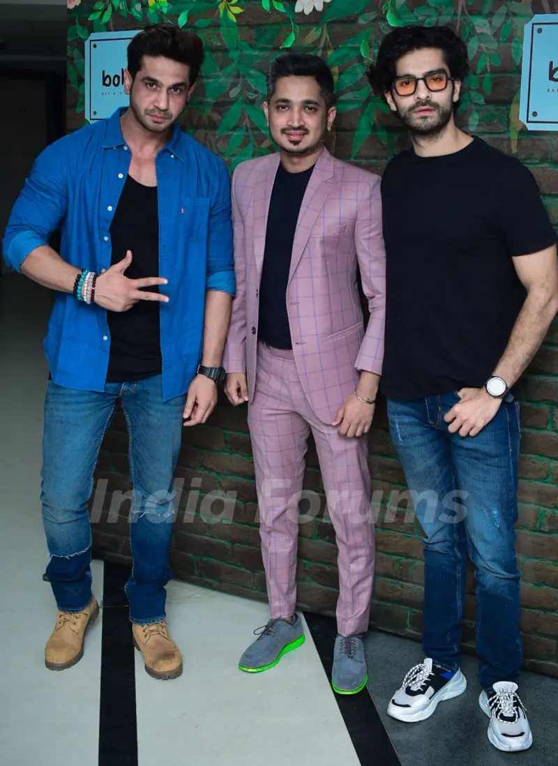 Malhar Pandya,Kunal Thakur,Kedar Shetty