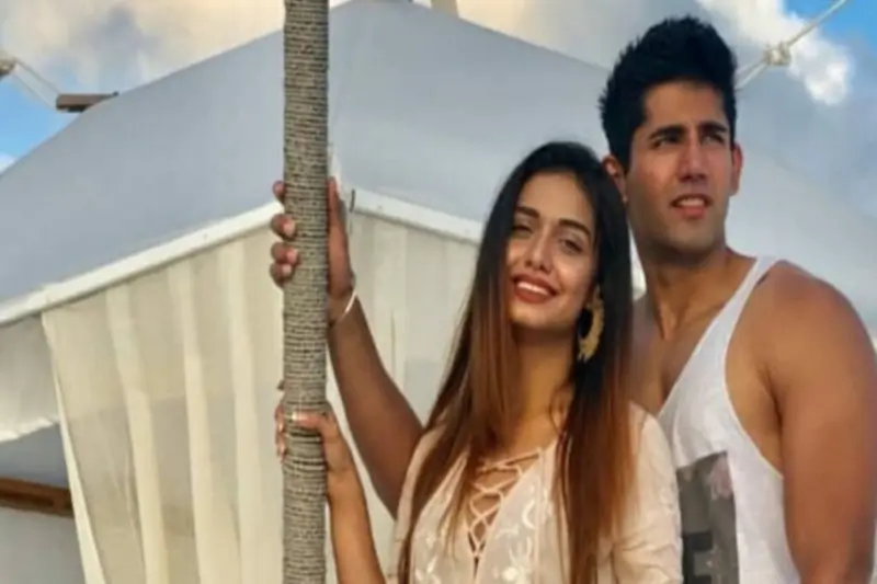 Varun and Divya Plan To Experiment with Different Kind Of Projects After Lockdown..!