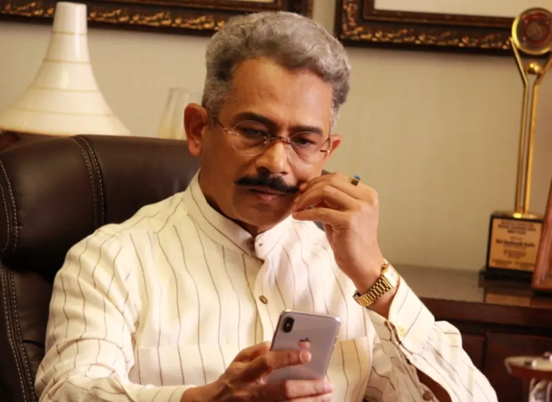 Atul Kulkarni in the show