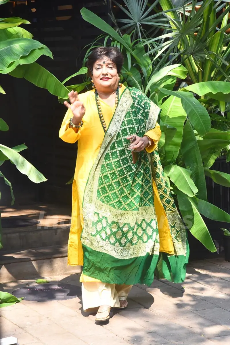 Bollywood celebrities snapped around the town!