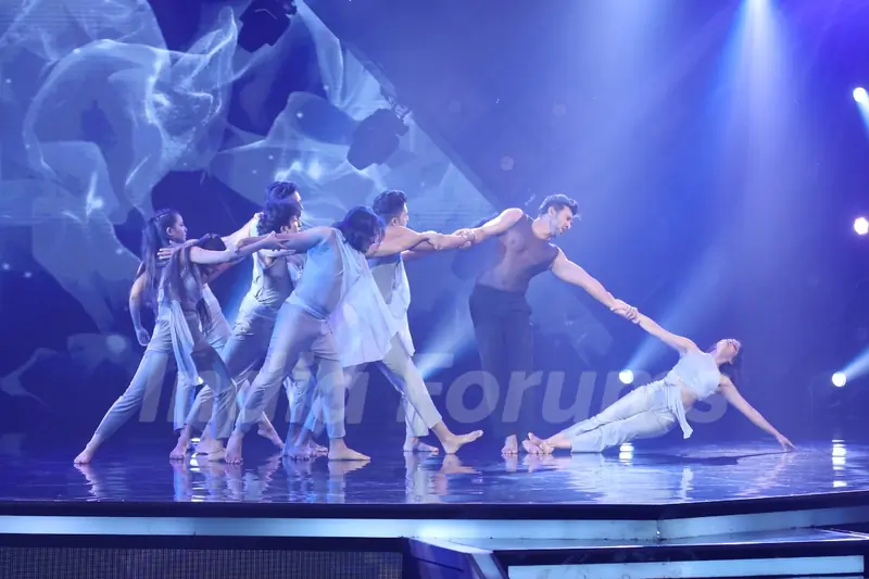 Remo & Team grace the India’s Best Dancer stage as guests!