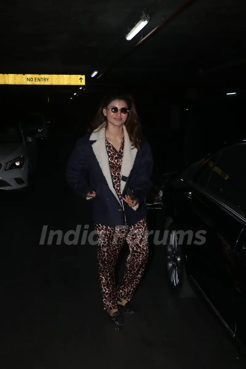 Urvashi Rautela snapped at airport!