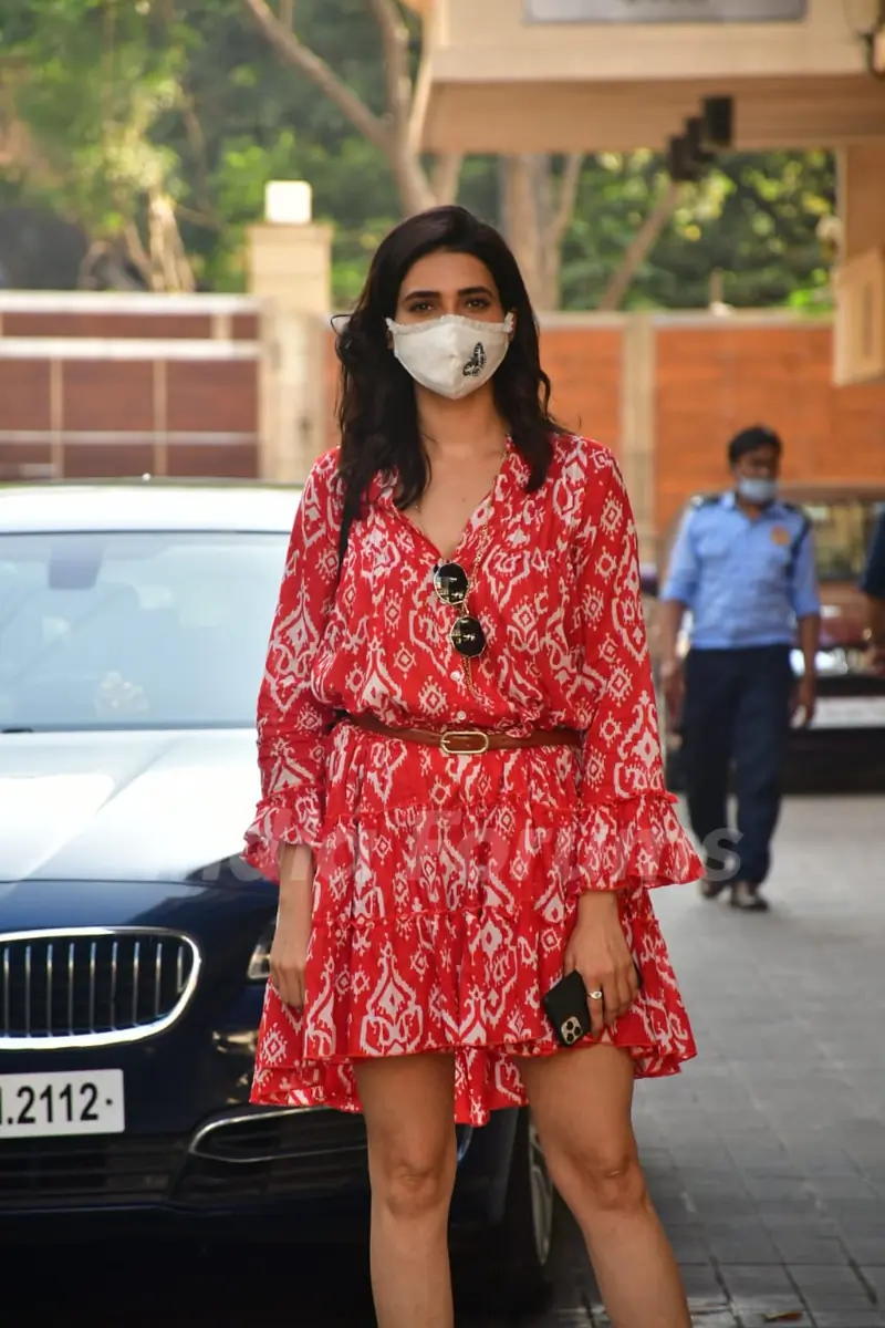 Karishma Tanna spotted in Bandra
