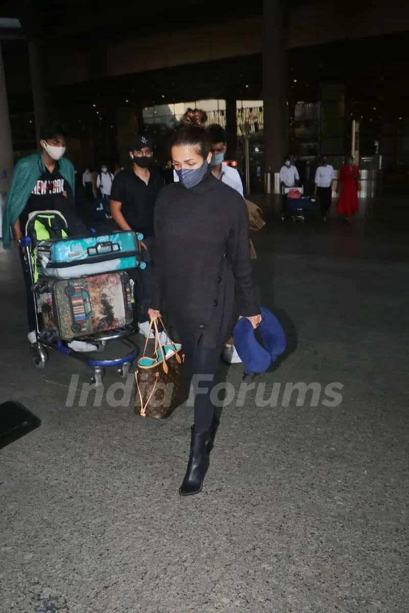 Malaika Arora snapped at airport