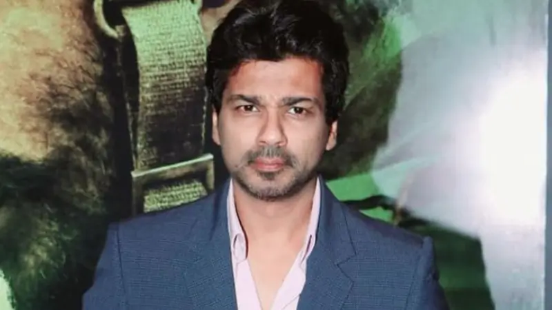 Nikhil Dwivedi Tests Positive for Coronavirus
