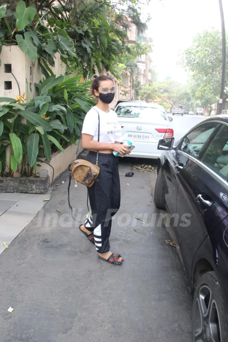 Patralekha snapped outside clinic  in Bandstand