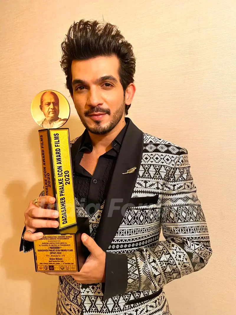 Celebrities at Dadasaheb Phalke awards