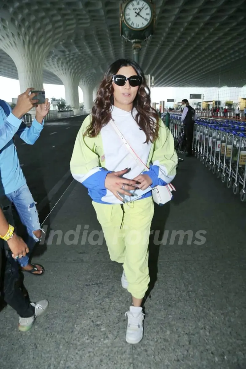 Bollywood celebrities snapped around the town!