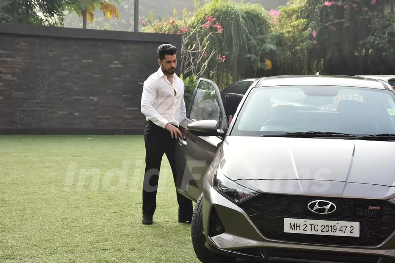 Gautam Gulati on location of an Ad Shoot!