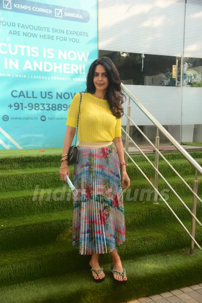 Mallika Sherawat snapped at Andheri