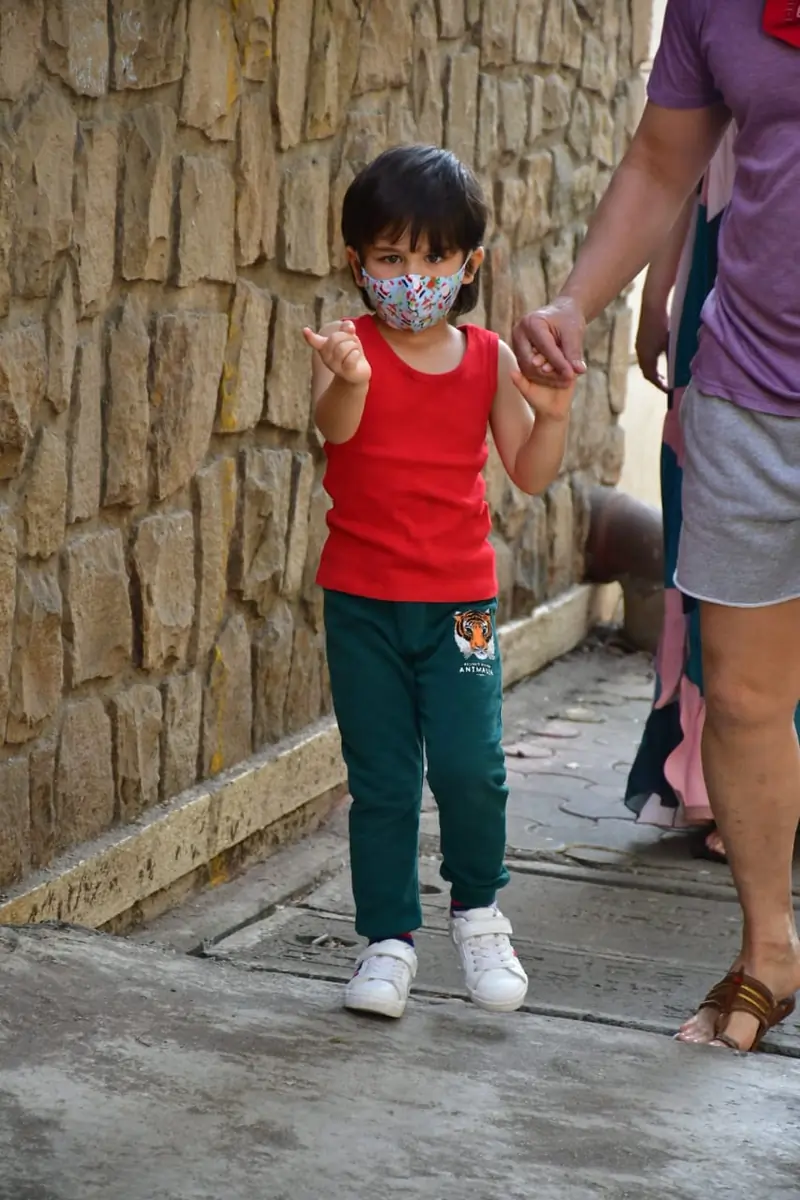 Taimur Saif Kareena